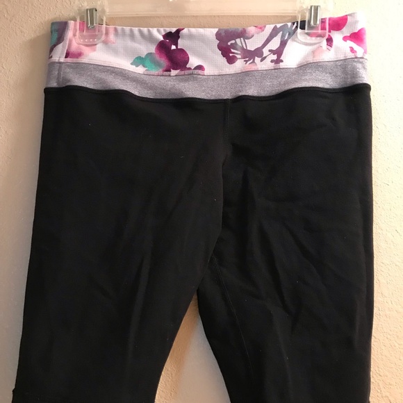 Lululemon Reverse Groove Short spandex black - Picture 7 of 9